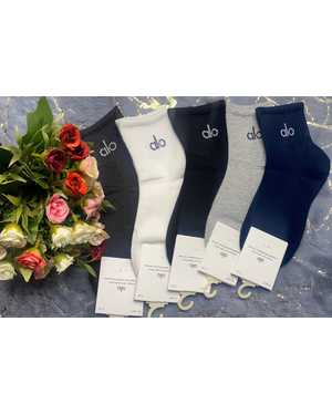 ДЕТСКИЕ НОСОЧКИ 10 ПАР СОСТАВ: ХЛОПОК 85%, СПАНДЕКС 10%, ПОЛИЭСТЕР 5% ВОЗРАСТ: 1-3 ЛЕТ, 3-5 ЛЕТ, 5-7 ЛЕТ РАЗМЕР: РАЗМЕР: 1-3, 3-5, 5-7