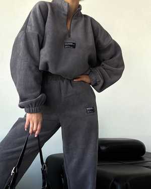 ЖЕНСКИЙ КОСТЮМ ДВОЙКА В РАЗМЕР ТКАНЬ ДВУХСТОРОНЫЙ ФЛИСС