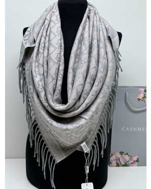 ПЛАТКИ СОСТАВ: 70% КАШЕМИР 30% ШЕРСТЬ РАЗМЕР: 110Х110СМ