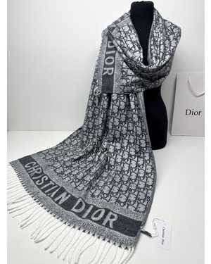 ПАЛАНТИН СОСТАВ: 65% КАШЕМИР 35% ШЕЛК РАЗМЕР: 80Х180СМ