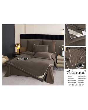 Комплект постельного белья с готовым одеялом. Ткань: бархатный Сатин(возможно замена на похожее)