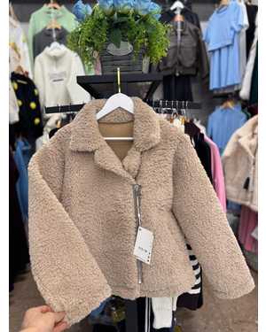 ЖЕНСКИЕ ШУБА ЧЕБУРАШКА 1 ПАР СОСТАВ: ЭКО - БАРАШКА РАЗМЕР: 42-48