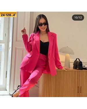 ЖЕНСКИЙ КОСТЮМ ТКАНЬ БАРБИ