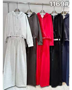 ЖЕНСКИЙ КОСТЮМ ДВОЙКА