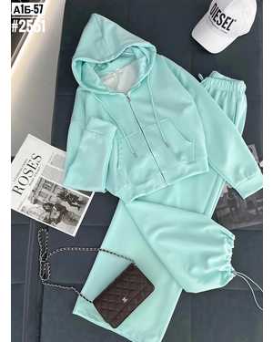 ЖЕНСКИЙ КОСТЮМ ДВОЙКА