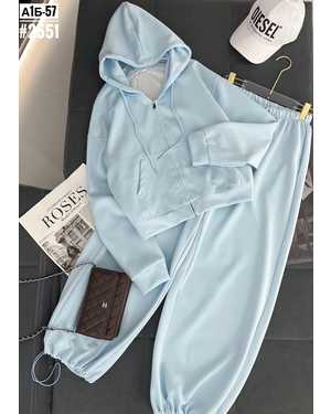 ЖЕНСКИЙ КОСТЮМ ДВОЙКА