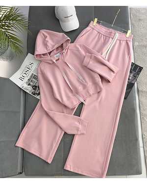 ЖЕНСКИЙ КОСТЮМ ДВОЙКА