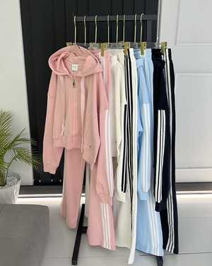 ЖЕНСКИЙ КОСТЮМ ДВОЙКА