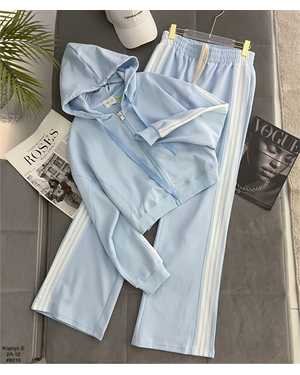 ЖЕНСКИЙ КОСТЮМ ДВОЙКА