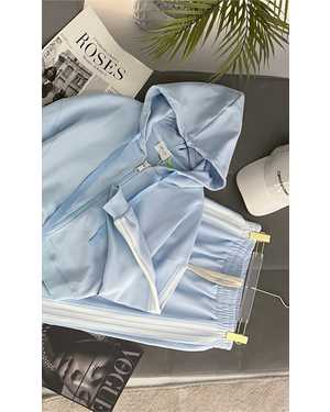 ЖЕНСКИЙ КОСТЮМ ДВОЙКА