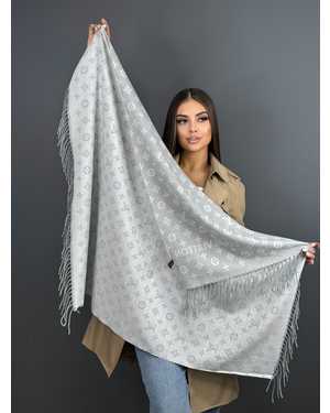 ПЛАТОК СОСТАВ: 100% CASHMERE РАЗМЕР: 110*110 CM