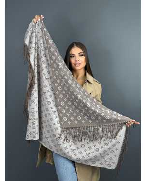 ПЛАТОК СОСТАВ: 100% CASHMERE РАЗМЕР: 110*110 CM