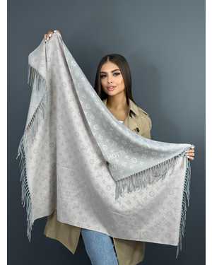 ПЛАТОК СОСТАВ: 100% CASHMERE РАЗМЕР: 110*110 CM