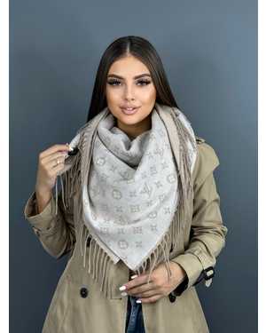 ПЛАТОК СОСТАВ: 100% КАШЕМИР РАЗМЕР: 110*110 CM