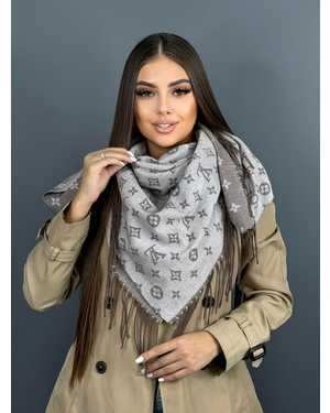 ПЛАТОК СОСТАВ: 100% КАШЕМИР РАЗМЕР: 110*110 CM