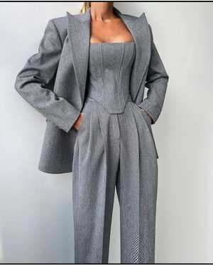 ЖЕНСКИЙ КОСТЮМ ТРОЙКА В РАЗМЕР ТКАНЬ КАШЕМИР ЕЛКА