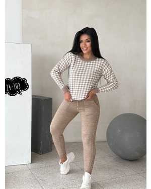 ЖЕНСКИЙ КОСТЮМ