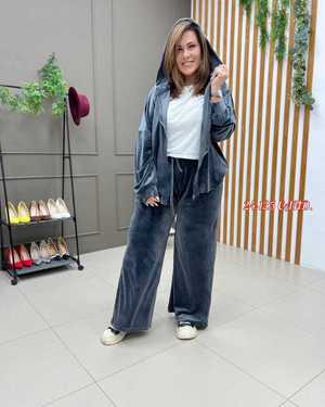 ЖЕНСКИЙ КОСТЮМ ДВОЙКА ТКАНЬ ВЕЛЮР