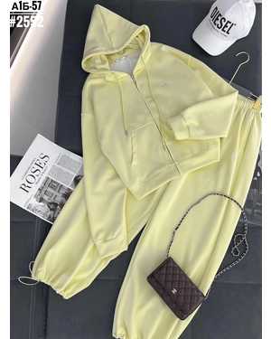 ЖЕНСКИЙ КОСТЮМ ДВОЙКА