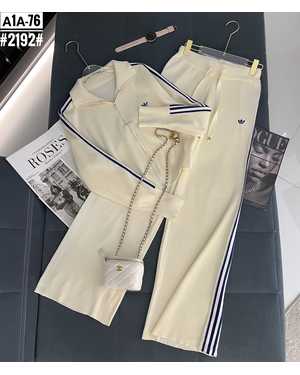 ЖЕНСКИЙ КОСТЮМ ДВОЙКА