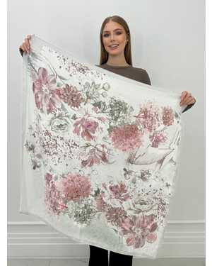 ПЛАТОК СОСТАВ: 70%ШЕЛК 30%%МОДАЛ РАЗМЕР: 90*90 CM