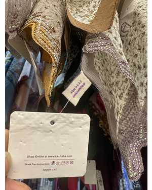 ПЛАТОК СОСТАВ: 100% ХЛОПОК; ПОЛИЭСТЕР РАЗМЕР: 110*110 CM