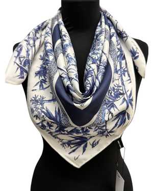 ПЛАТОК СОСТАВ: 100% ШЕЛК РАЗМЕР: 90*90 CM