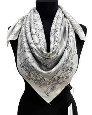 ПЛАТОК СОСТАВ: 100% ШЕЛК РАЗМЕР: 90*90 CM