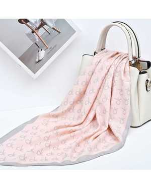 ПЛАТОК СОСТАВ: 100% WOOL РАЗМЕР: 90*90 CM