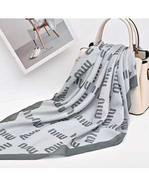 ПЛАТОК СОСТАВ: 100% WOOL РАЗМЕР: 90*90 CM