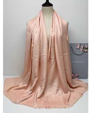 ПАЛАНТИН СОСТАВ: 70% ХЛОПОК, 30% ШЕЛК РАЗМЕР: 80Х180СМ