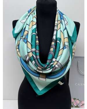 ПЛАТКИ СОСТАВ: 80% ШЕРСТЬ 20% ВИСКОЗА РАЗМЕР: 100Х100СМ