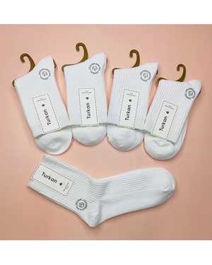 Женские носки Состав:Хлопок 90% Полиамид 8% Лайкра 2% Размер:36-41 Цена за упаковку:10 пар