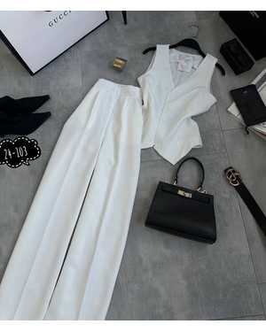 ЖЕНСКИЙ КОСТЮМ ДВОЙКА ТКАНЬ КОСТЮМНАЯ