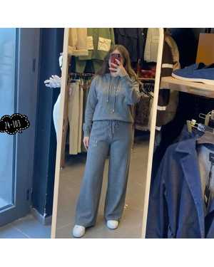 ЖЕНСКИЙ КОСТЮМ ТКАНЬ ФЛИС