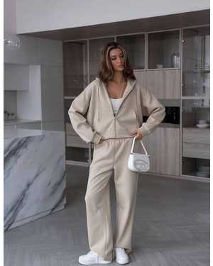 ЖЕНСКИЙ КОСТЮМ ДВОЙКА ТКАНЬ ТРОИ НИТКА БЕЗ ВЕЛЮРА