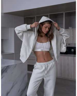 ЖЕНСКИЙ КОСТЮМ ДВОЙКА ТКАНЬ ТРОИ НИТКА БЕЗ ВЕЛЮРА