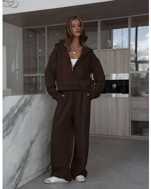 ЖЕНСКИЙ КОСТЮМ ДВОЙКА ТКАНЬ ТРОИ НИТКА БЕЗ ВЕЛЮРА