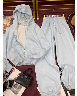 ЖЕНСКИЙ КОСТЮМ ТКАНЬ ТРЕХ-НИТОК