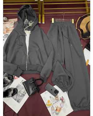 ЖЕНСКИЙ КОСТЮМ ТКАНЬ ТРЕХ-НИТОК