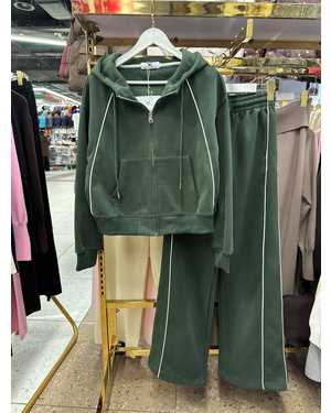 ЖЕНСКИЙ КОСТЮМ ТКАНЬ ТРЕХНИТКА ПРЕМИАЛЬНАЯ