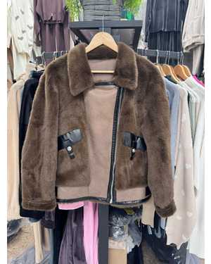 ДУБЛЕНКА В РАЗМЕР ТКАНЬ ЗАМШ