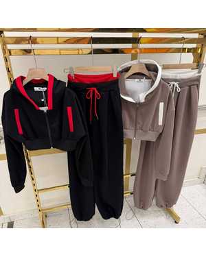 ЖЕНСКИЙ КОСТЮМ ДВОЙКА ТКАНЬ ТРЕХНИТКА