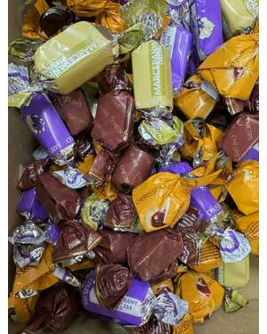 ВИШНЯ В ВИНЕ МАРЦИПАНОМ И ЧЕРНАЯ СМОРОДИНА СО СМЕТАНОЙ 500 гр