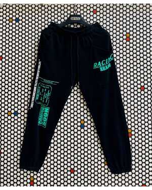 Женские брюки Состав : 95% сотон + 5% polyester Размер единый (46-54)