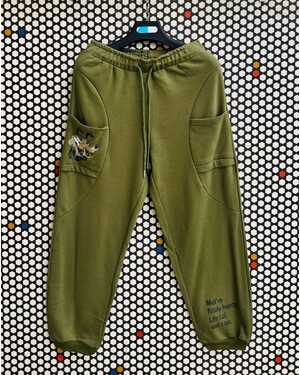 Женские брюки Состав : 95% сотон + 5% polyester Размер единый (46-54)