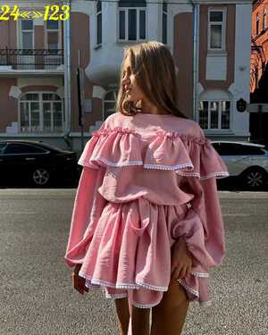 Женский костюм Размеры: ( S-M-L-XL-42-44-46-48 ) Ткань Сингапур