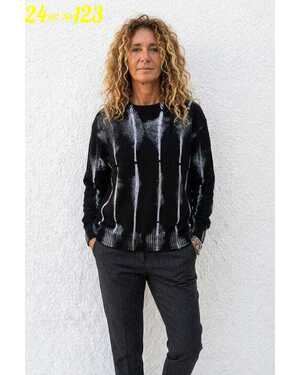 Женский свитер Размер 50/56 оверсайз Фабричный Китай.