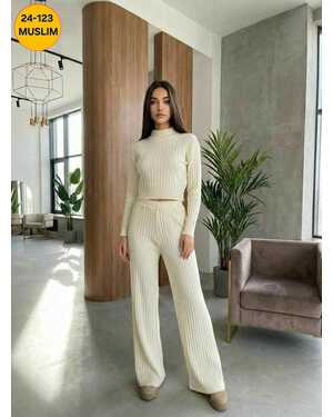 Женский костюм Ткань лапша рубчик Фабричный Китай Размер Единый (42-44-46)