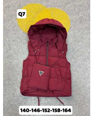 Жилетка Ткань мембрана, подкладка хлопок Наполнитель холлофайбер в размер